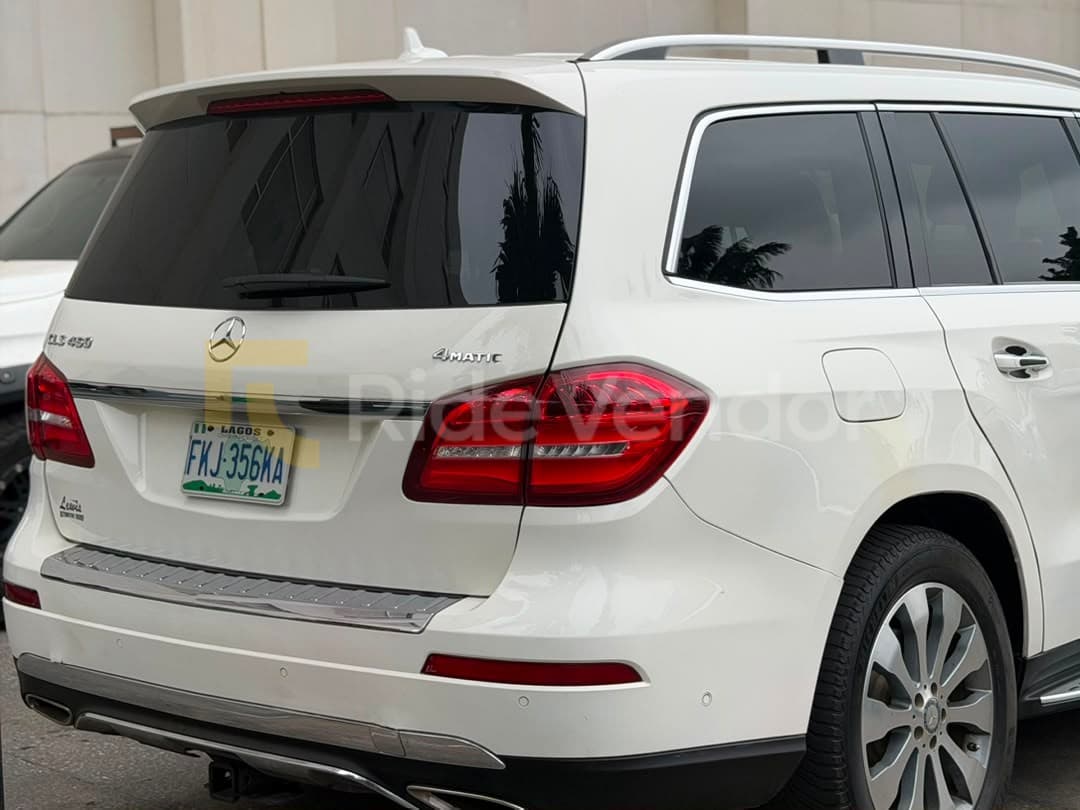 2020 Mercedes-Benz GLS 450 — photo 5