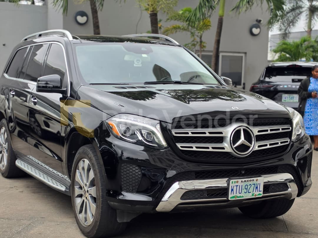 2019 Mercedes-Benz GLS 450 — photo 4