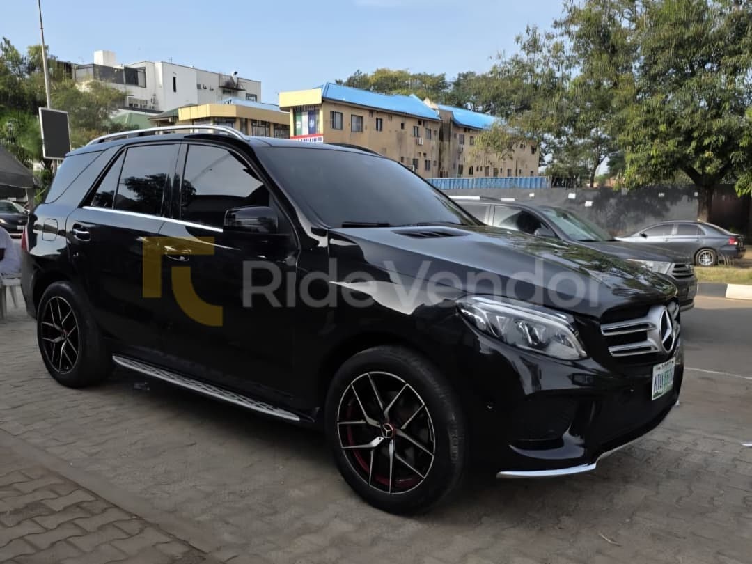 2016 Mercedes Benz GLE350 2016 — photo 2