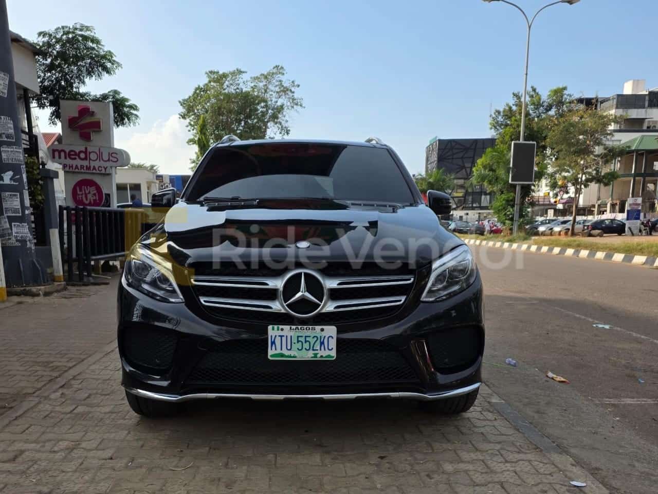Mercedes Benz GLE350 2016 available for chauffeur-driven car hire in Nigeria