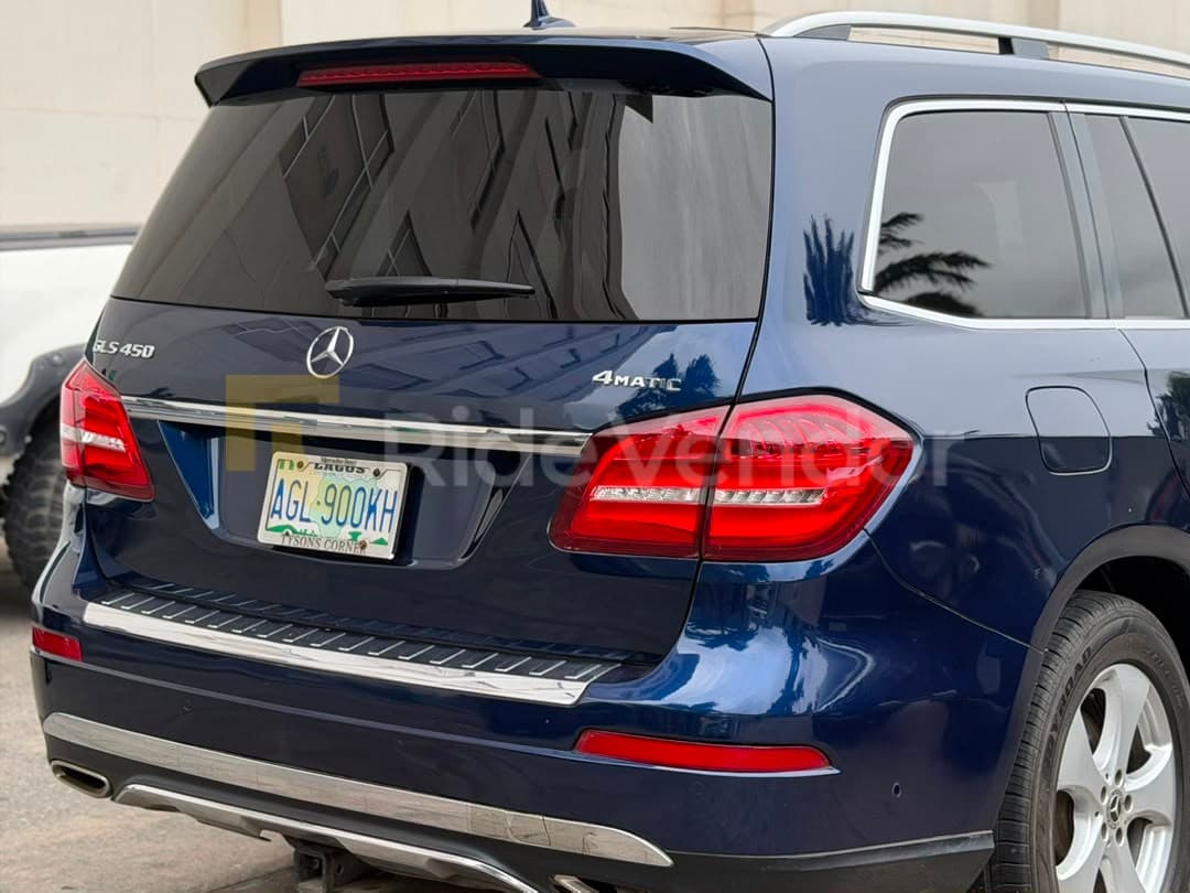 2019 Mercedes-Benz GLS 450 — photo 9