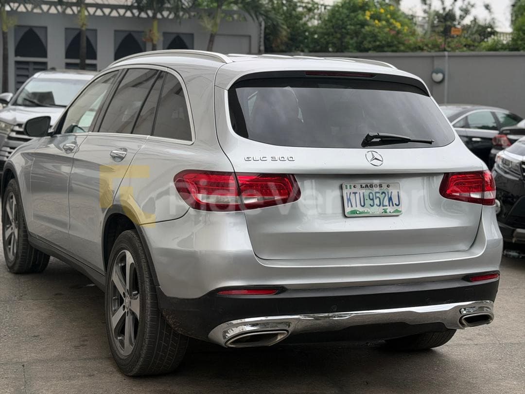 2019 Mercedes-Benz GLC 300 — photo 3