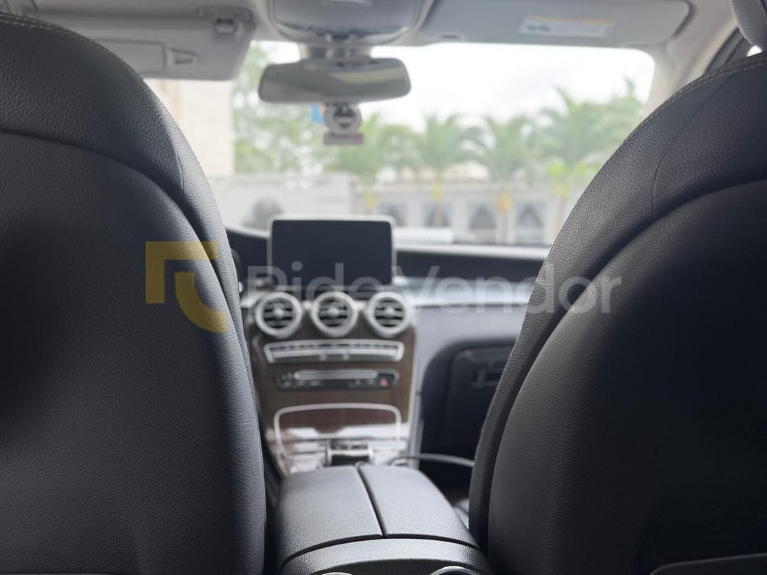 2019 Mercedes-Benz GLC 300 — photo 5