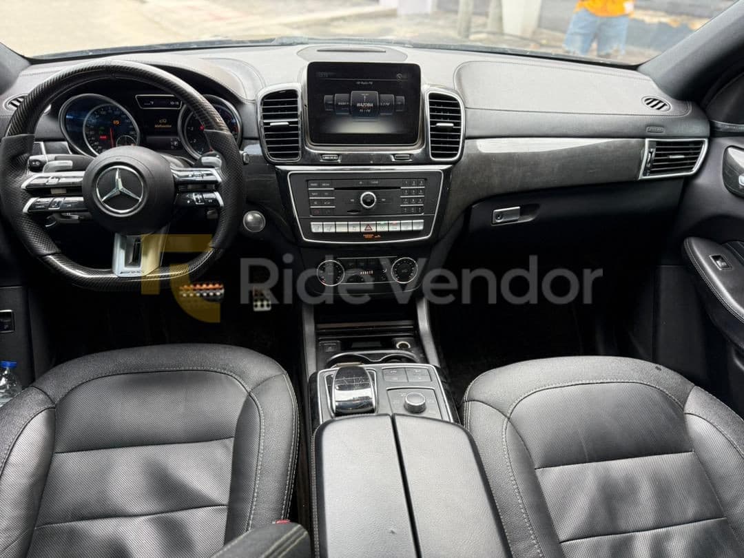 2019 Mercedes-Benz GLE 43 — photo 2