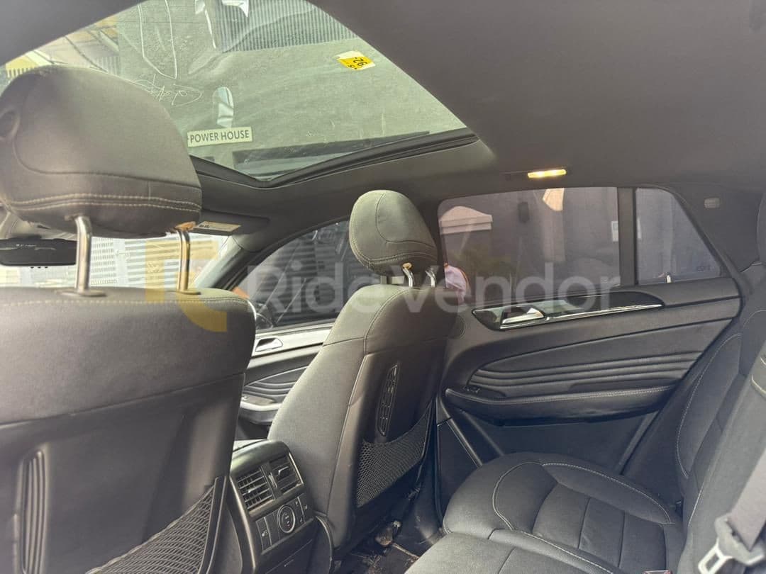 2019 Mercedes-Benz GLE 43 — photo 4