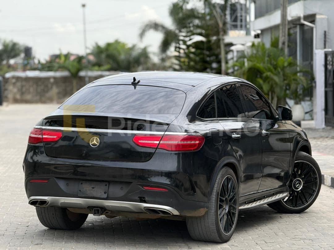 2019 Mercedes-Benz GLE 43 — photo 5
