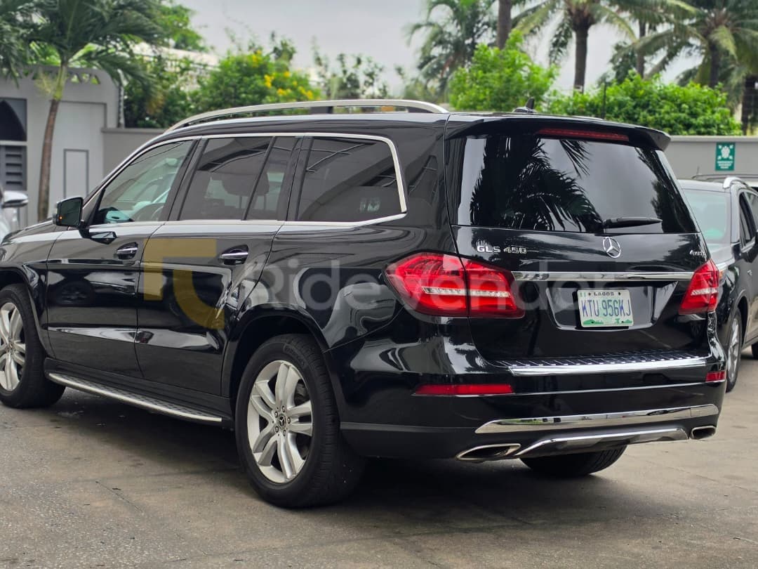 2019 Mercedes-Benz GLS 450 — photo 3