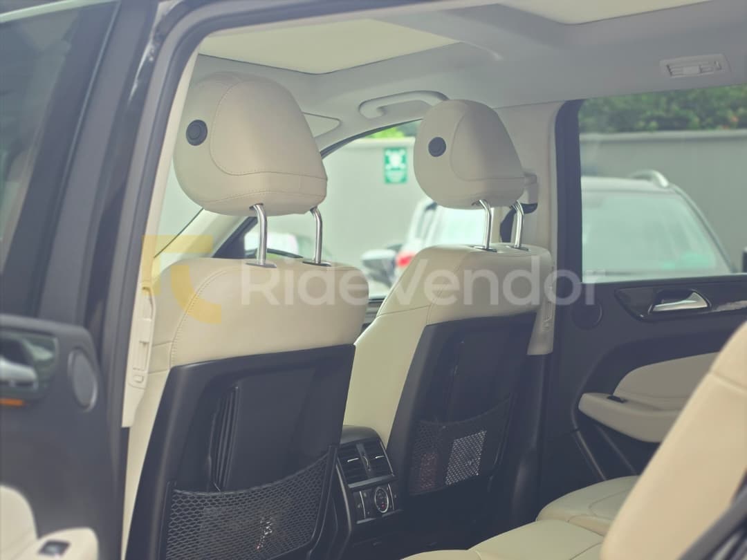 2019 Mercedes-Benz GLS 450 — photo 7