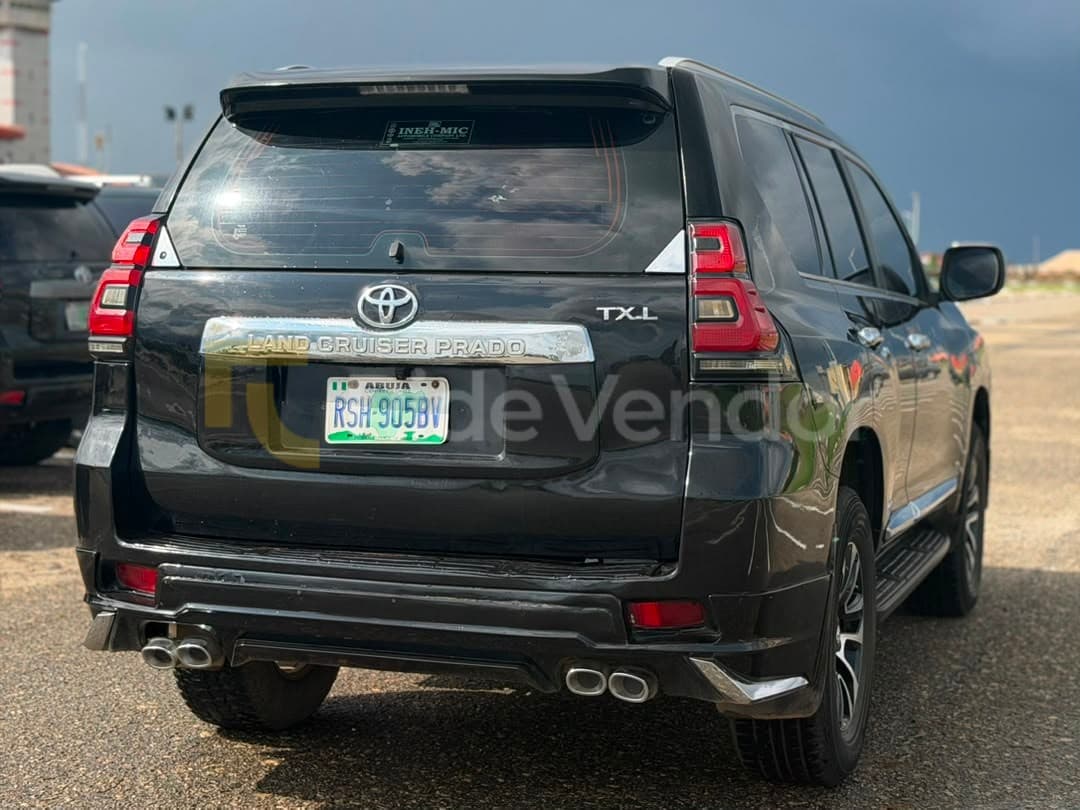 2020 Toyota Prado TXL — photo 3