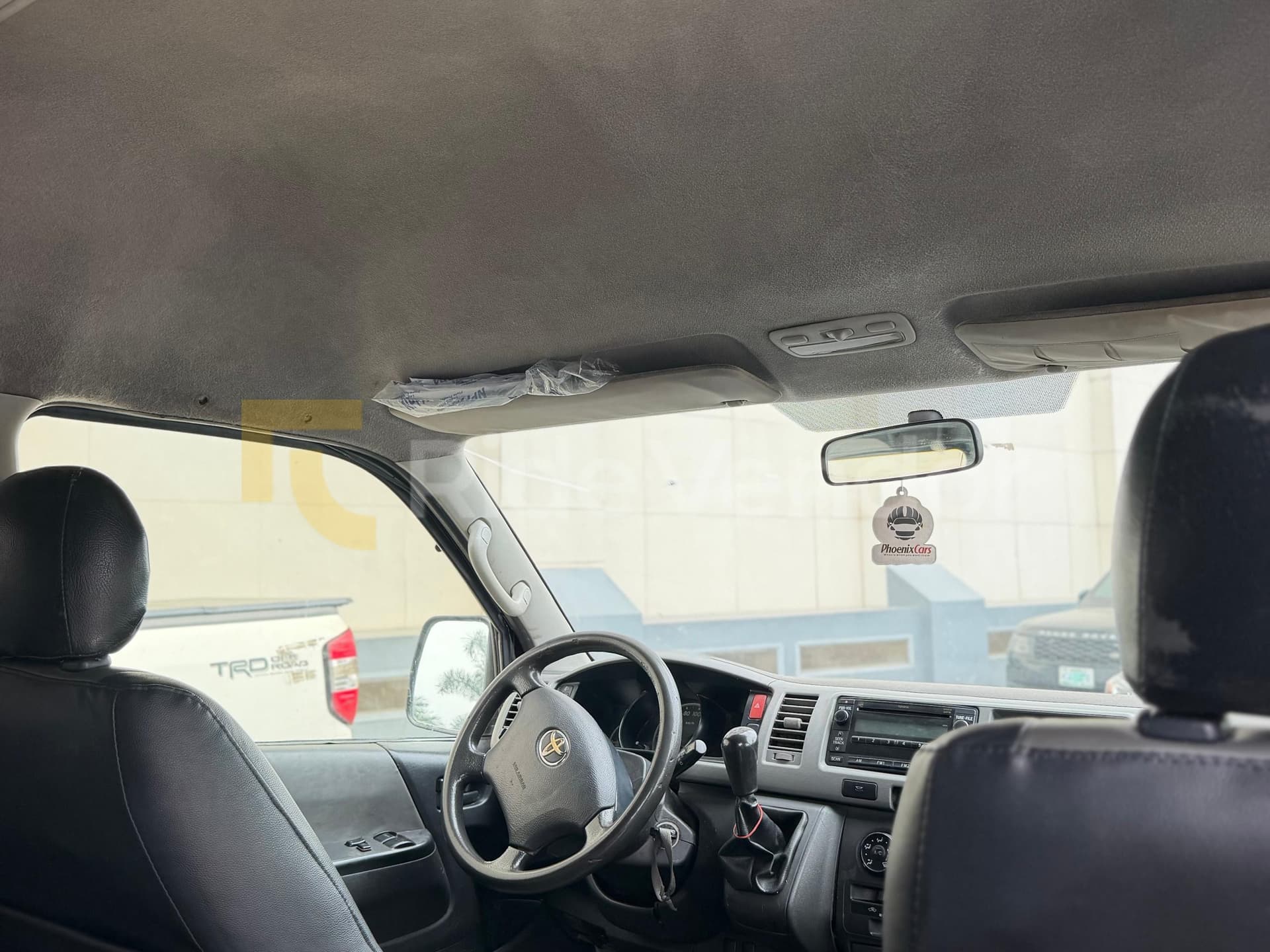 2019 Toyota Hiace High Roof — photo 13