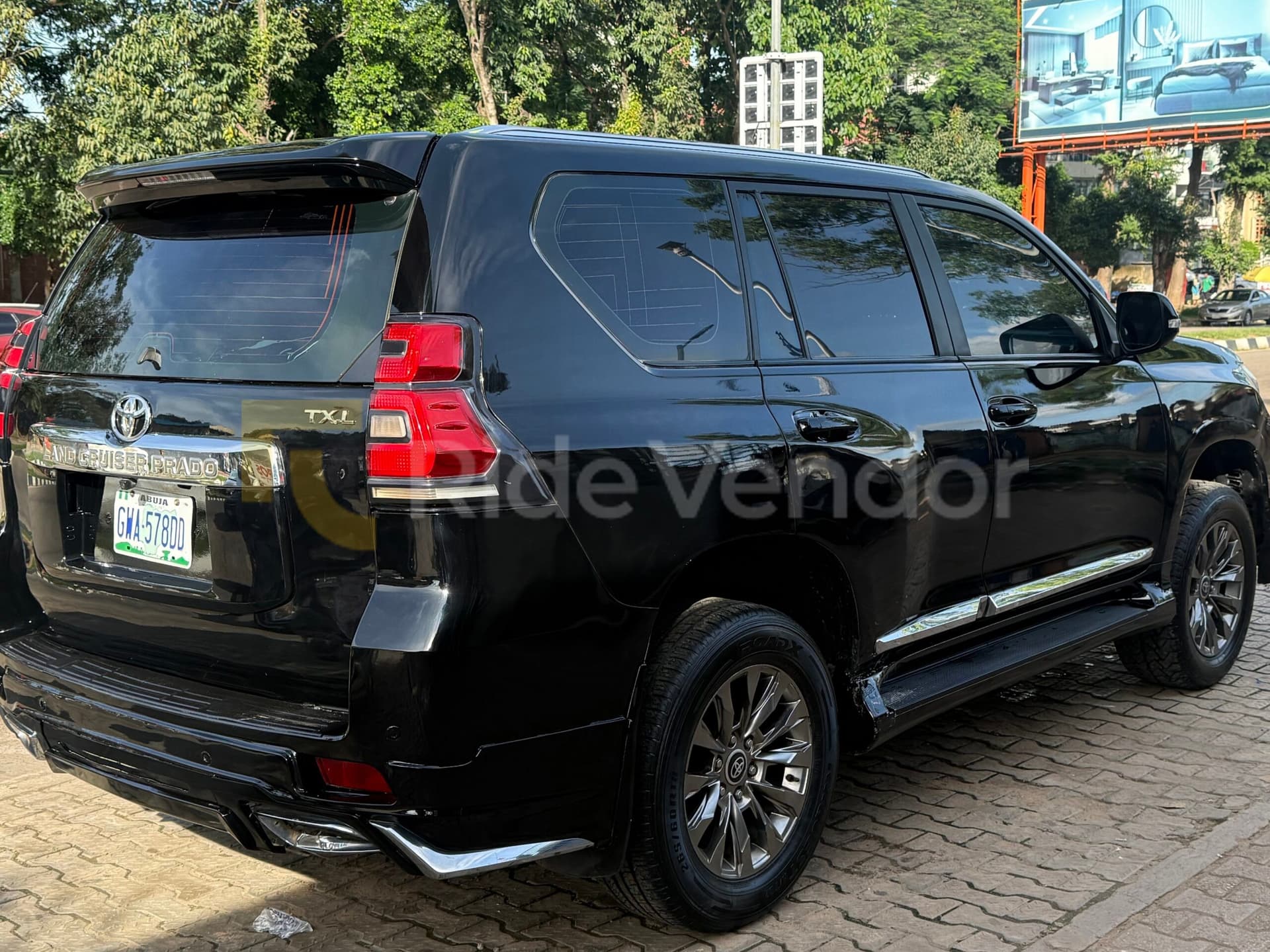 2022 Toyota Land Cruiser Prado TXL — photo 4