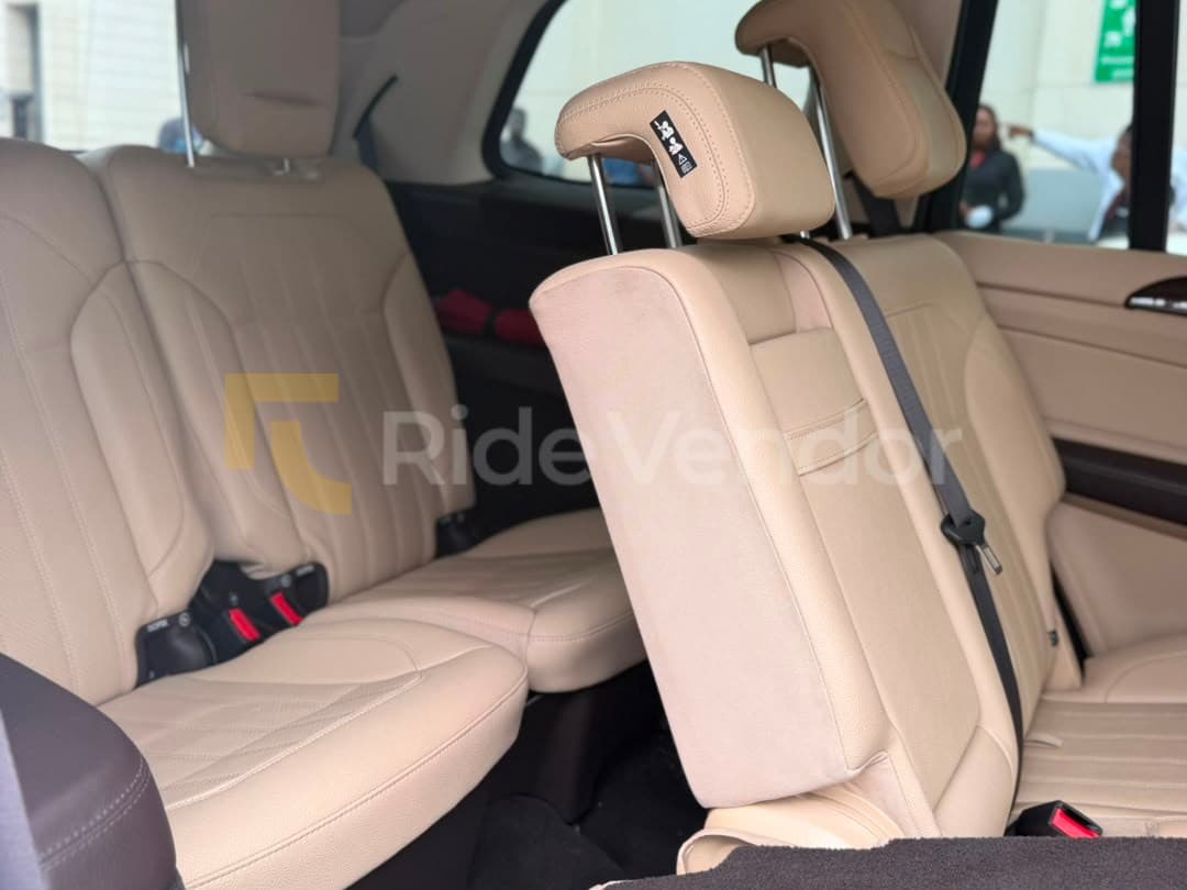 2020 Mercedes-Benz GLS 450 — photo 10