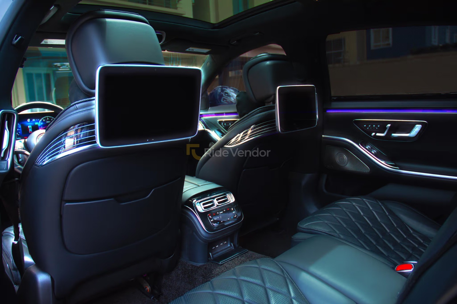 2021 Mercedes-Benz S580 — photo 13