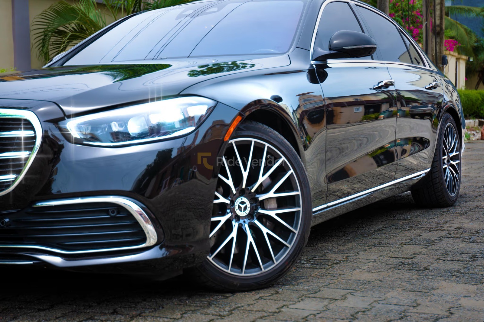 2021 Mercedes-Benz S580 — photo 15