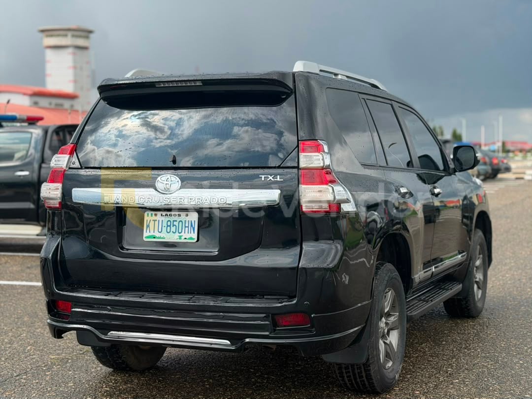 2020 Toyota Prado TXL — photo 7