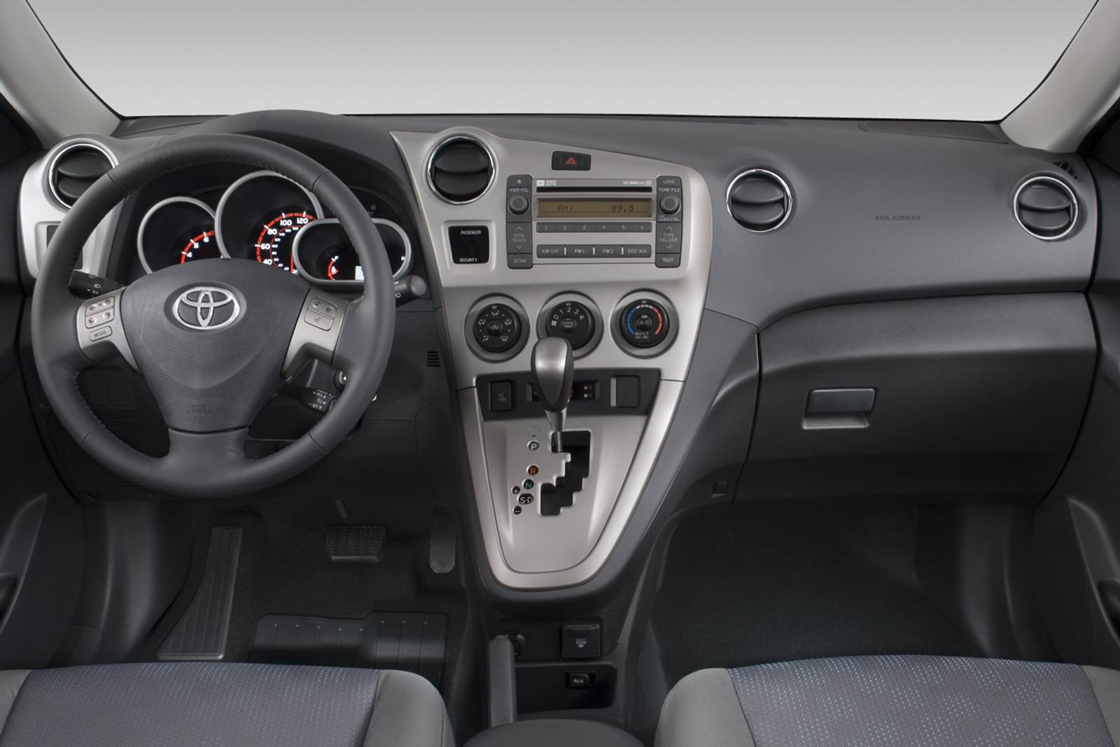 2009_toyota_matrix_4dr-hatchback_s_fd_izmo_1_1600x1067
